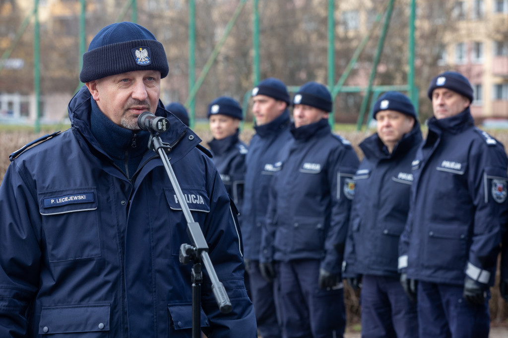 Nowe samochody dla policjantów z psami