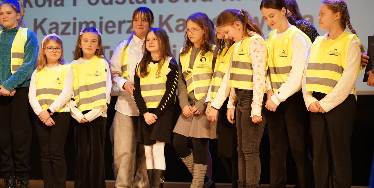 Laureaci Konkursu „Odblaskowa szkoła” 2025 uhonorowani w Bydgoszczy