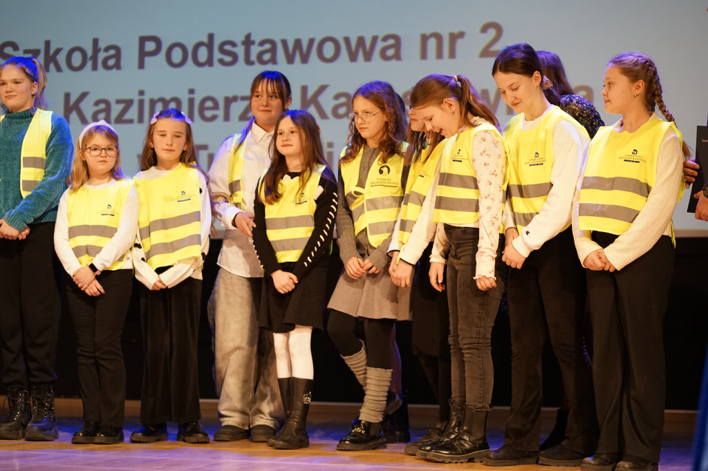 Laureaci Konkursu „Odblaskowa szkoła” 2025 uhonorowani w Bydgoszczy