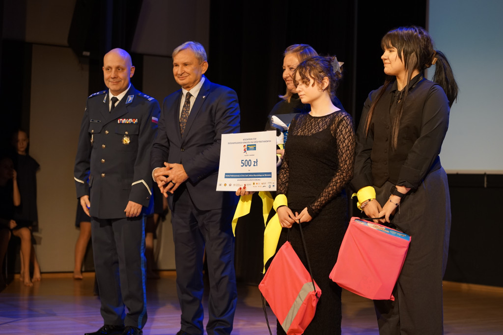 Laureaci Konkursu „Odblaskowa szkoła” 2025 uhonorowani w Bydgoszczy