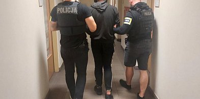 Policja zatrzymała 25-latka w związku z zabójstwem-6937