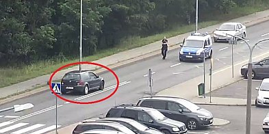 Policjanci z Grudziądza zatrzymali sprawcę kradzieży sa-7068