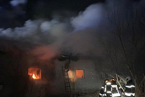 Pożar budynku gospodarczego w Otorowie opanowany przez strażaków