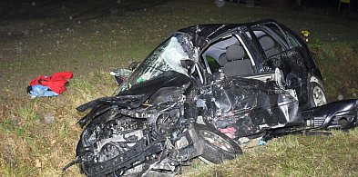 Śmiertelny wypadek na DK62: Opel zderzył się z ciężarówką-7700