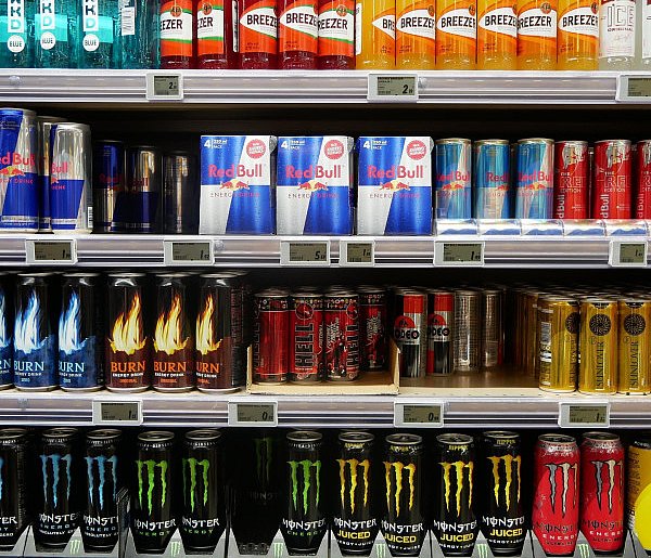 Popularne napoje pójdą ostro w górę. Rząd szykuje podwyżkę VAT-7846