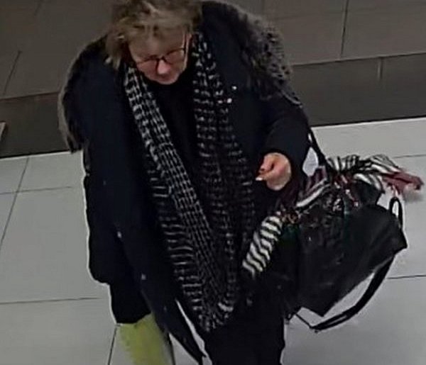 Kto rozpoznaję kobietę ze zdjęcia?