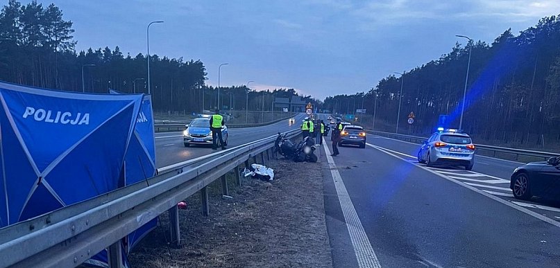 Policjanci wyjaśniają okoliczności dwóch śmiertelnych wypadków motocyklistów