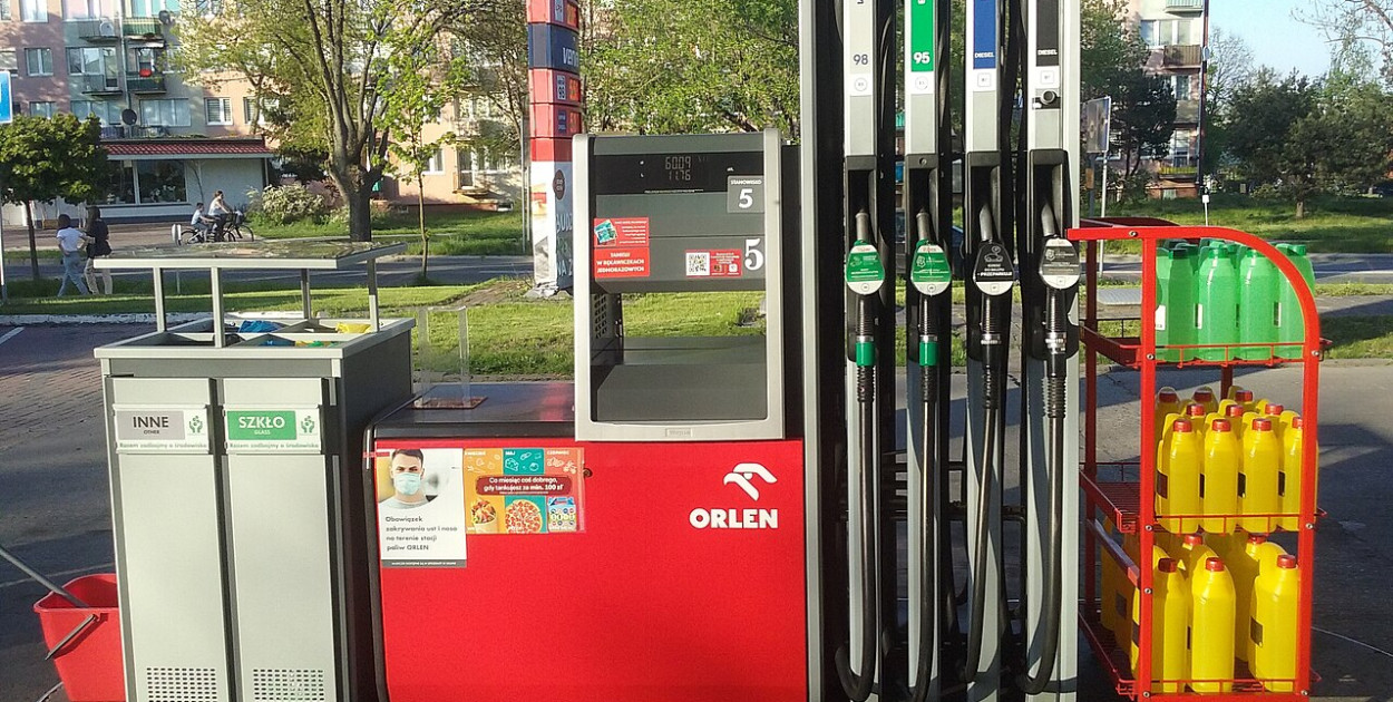 Tusk ogłosił decyzję ws. cen paliw. Kierowcy mogą mocno odetchnąć